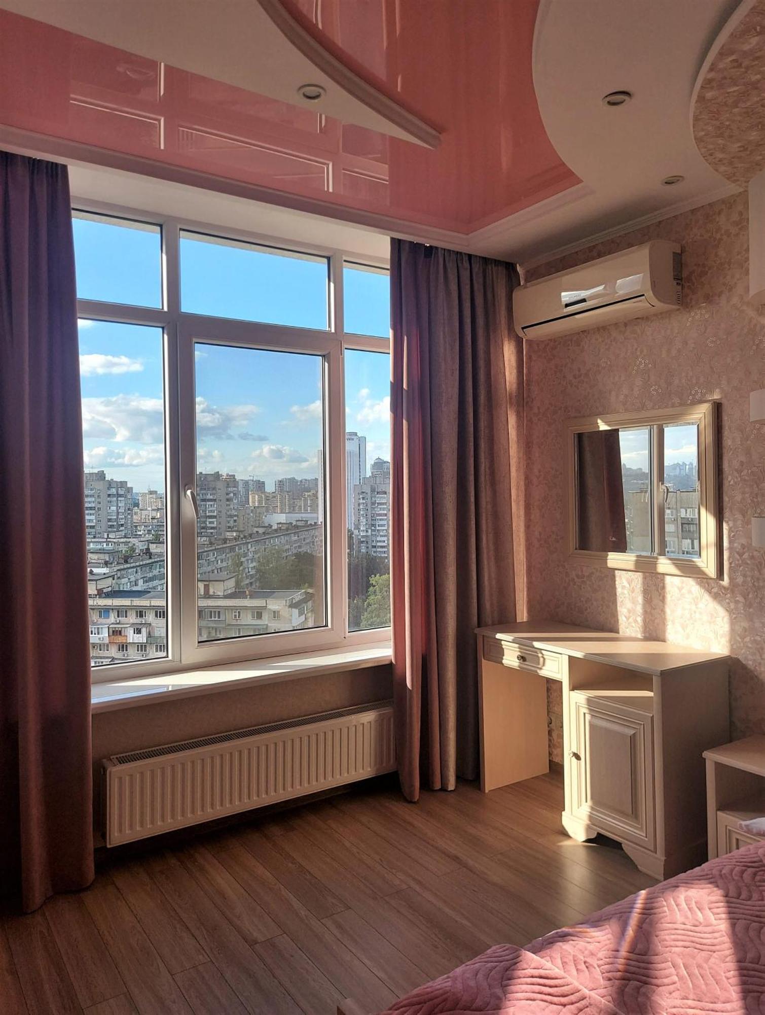 Видові 1К-2К Апартаменти 11,15, 23 Поверхи Kiew Exterior foto