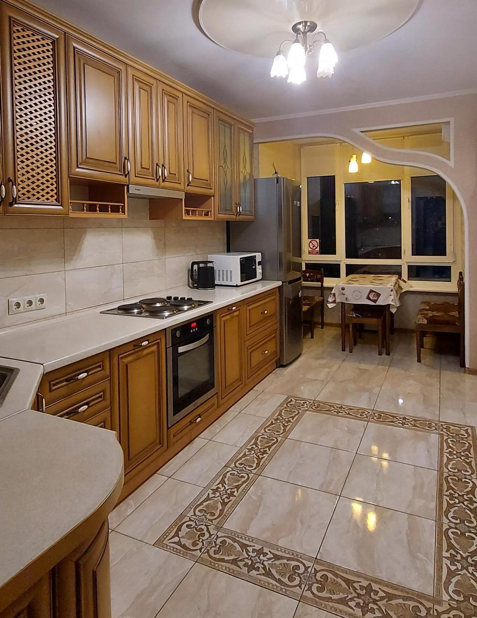 Видові 1К-2К Апартаменти 11,15, 23 Поверхи Kiew Exterior foto